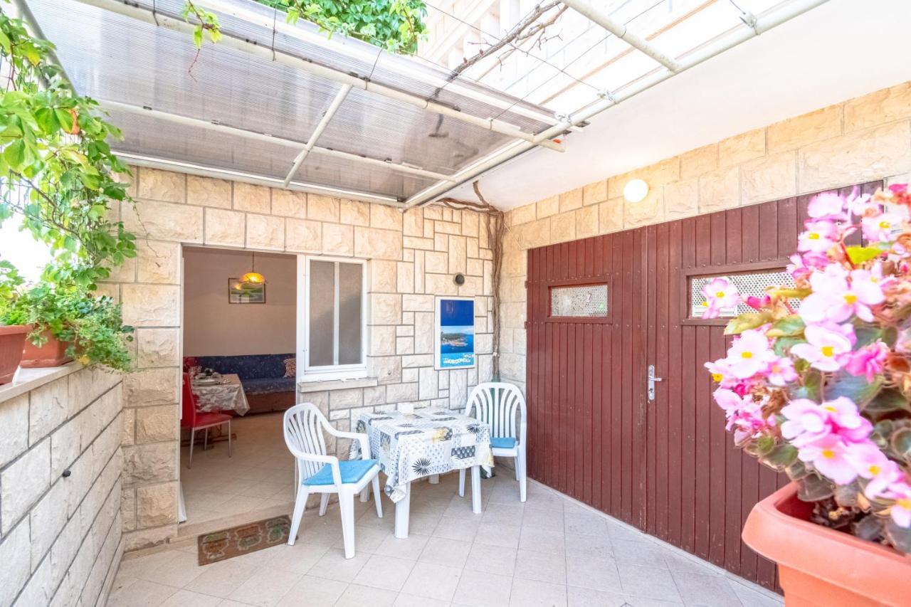 Apartment Ruzica Zrnovo Eksteriør billede