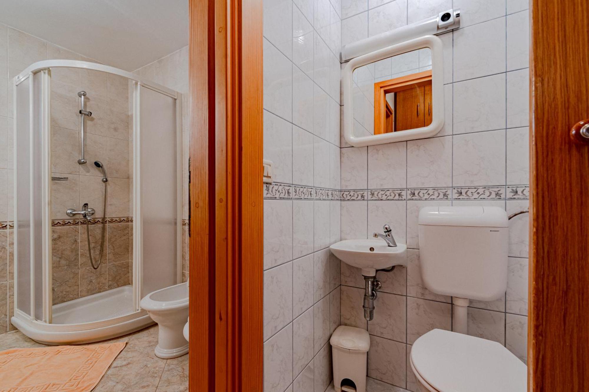 Apartment Ruzica Zrnovo Eksteriør billede